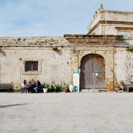 Hotel Casa Maritri Locazione Turistica à Marzamemi Extérieur photo